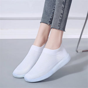 UPUPER Light Sneakers Women Running Shoes Women Breathable Mesh Slip-On Shoes Woman Sports Shoes 2019 zapatillas mujer deportiva