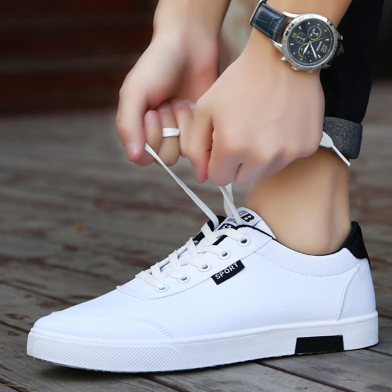 Men shoes 2018 new fashion casual students white board shoes men trend of breathable  canvas shoes sneakers zapatos hombre